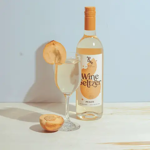 #Bae Wine: peach animation