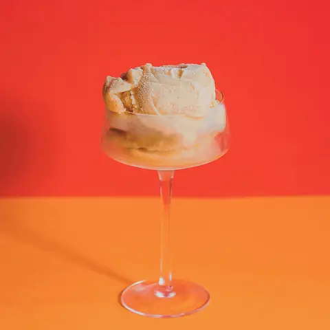 Boozy Moo: octbm peach